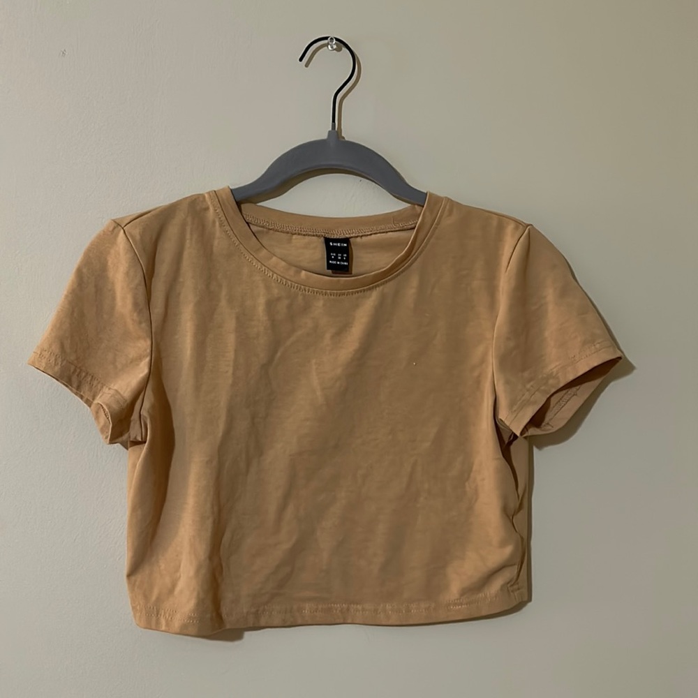 Light tan cropped T-shirt